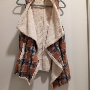 Tiffany lane sweater vest . Warm on inside . Worn it a lot . L .